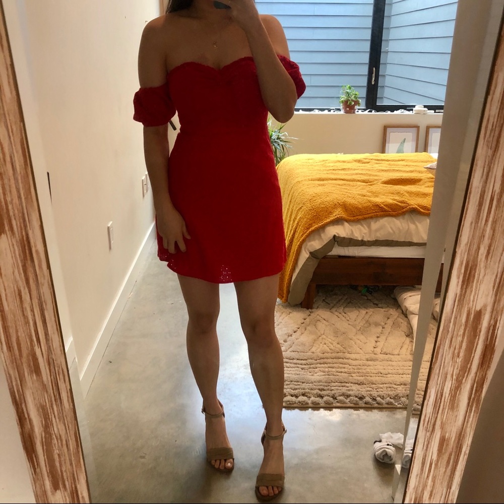Red off-the-shoulder floral sweetheart dress